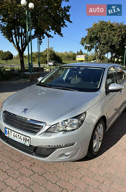 Peugeot 308 2016