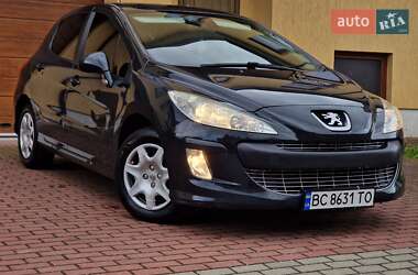 Peugeot 308  2011