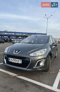 Peugeot 308  2012