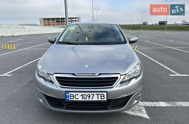 Peugeot 308 2016