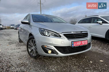 Peugeot 308 2015