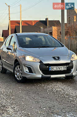 Peugeot 308  2011