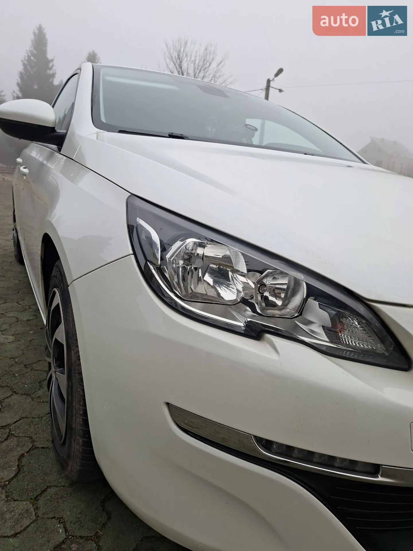 Peugeot 308 2015 VIN VF3LCBHZHFS322796 фото оголошення 19 з 41