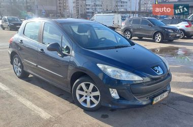 Peugeot 308  2010