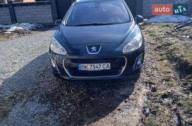 Peugeot 308  2012
