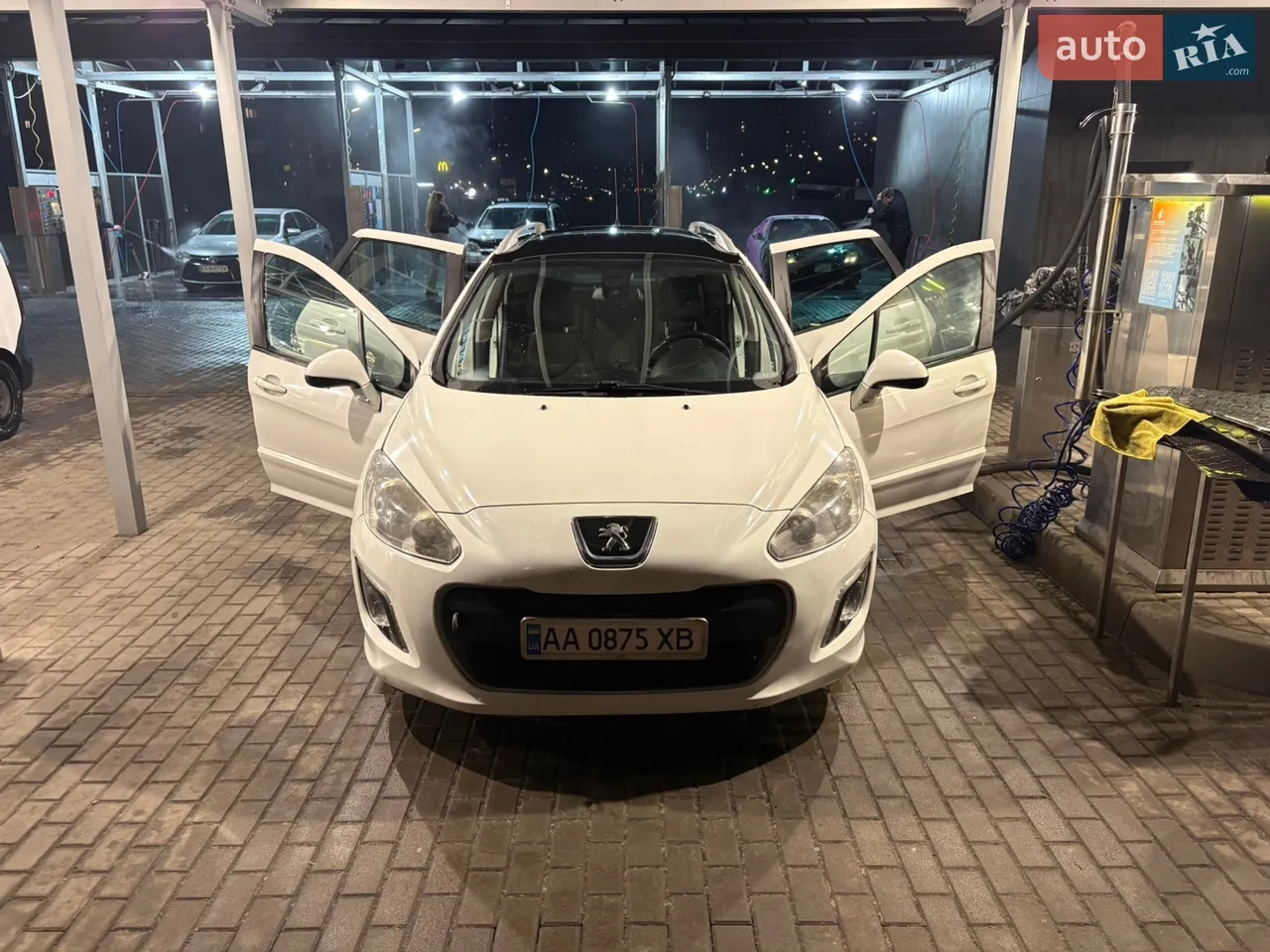 2013 Peugeot 308 - фото 1
