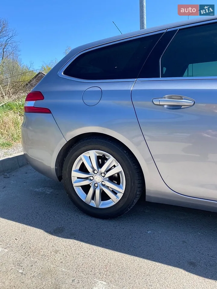2015 Peugeot 308 - мініатюра 5