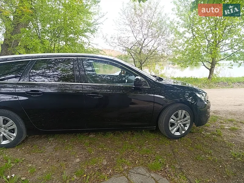 Peugeot 308 2015