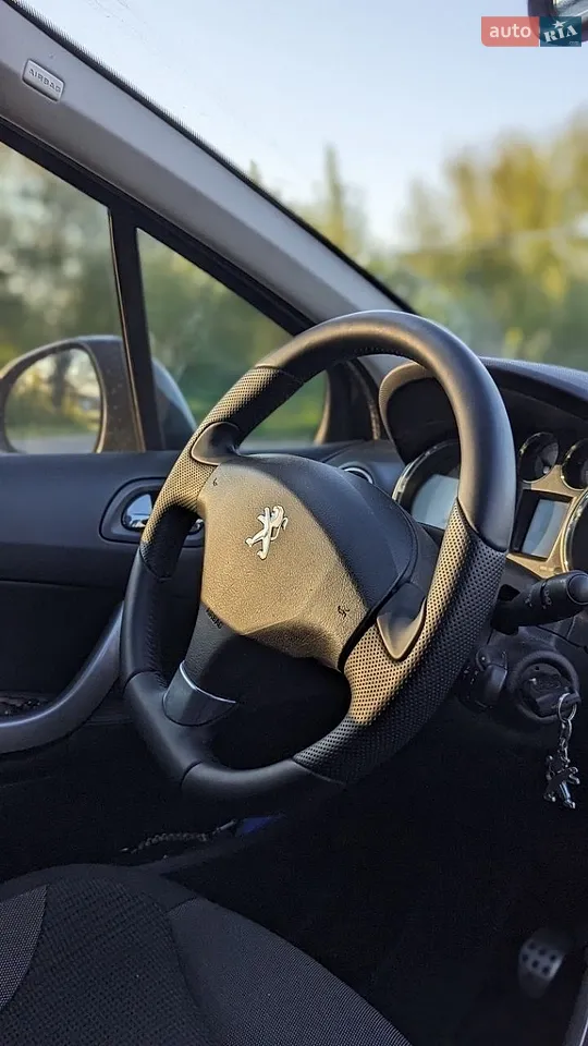 2011 Peugeot 308 - мініатюра 5