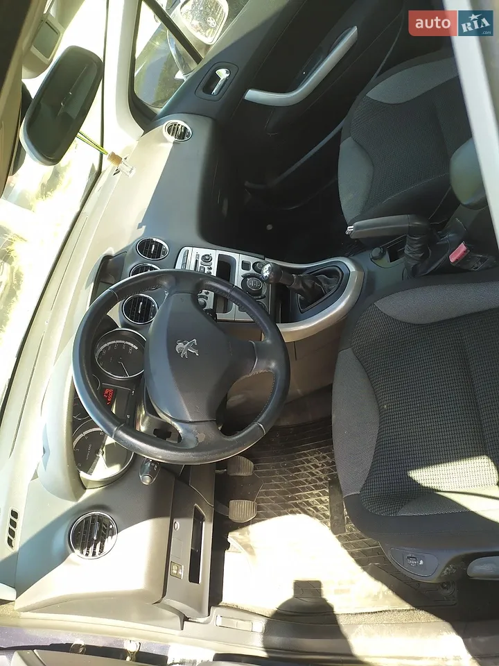 2011 Opel Astra - мініатюра 5