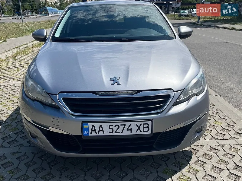 Peugeot 308 2015