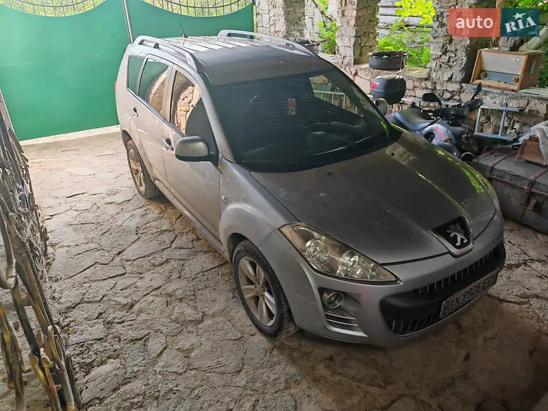 Peugeot 4007