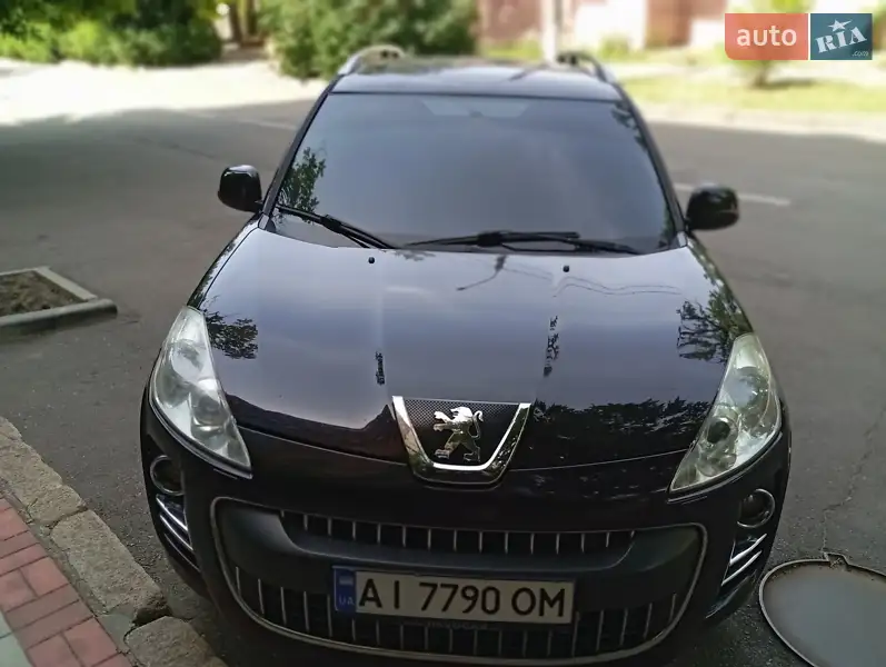 Peugeot 4007