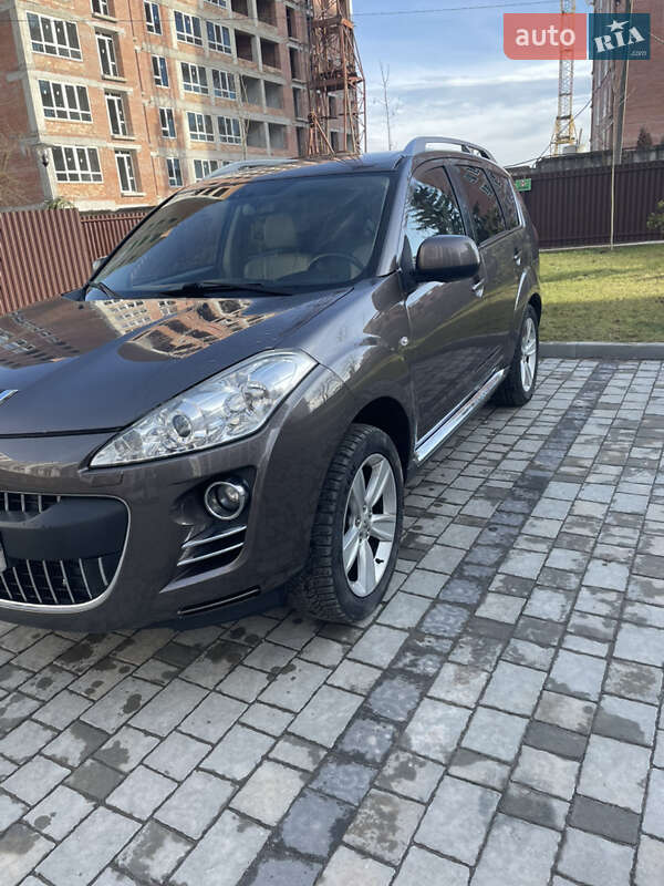 Peugeot 4007