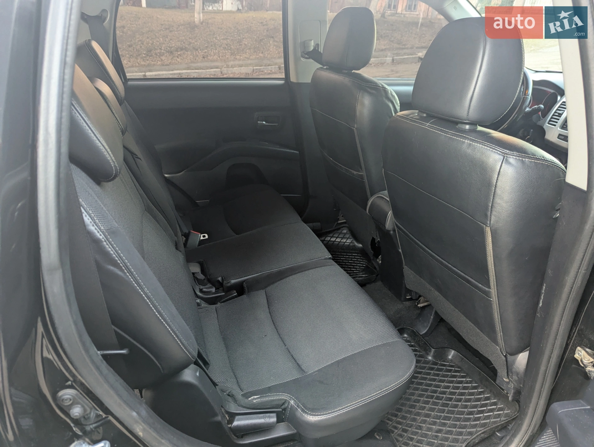 Peugeot 4007 2009 VIN VF3VV4HNH9U903465 фото оголошення 12 з 21