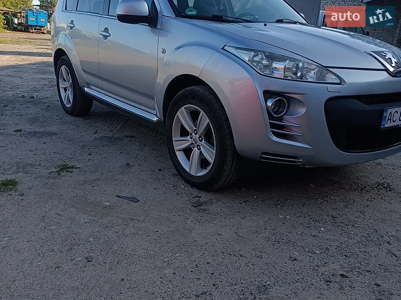 Peugeot 4007