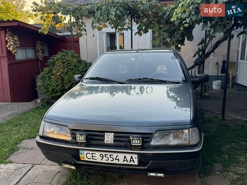 Peugeot 405 1989