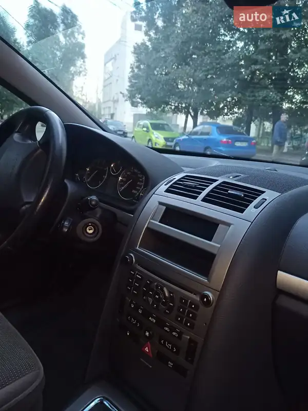 Peugeot 407