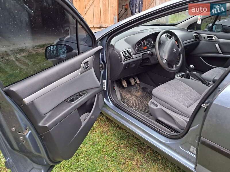 Peugeot 407