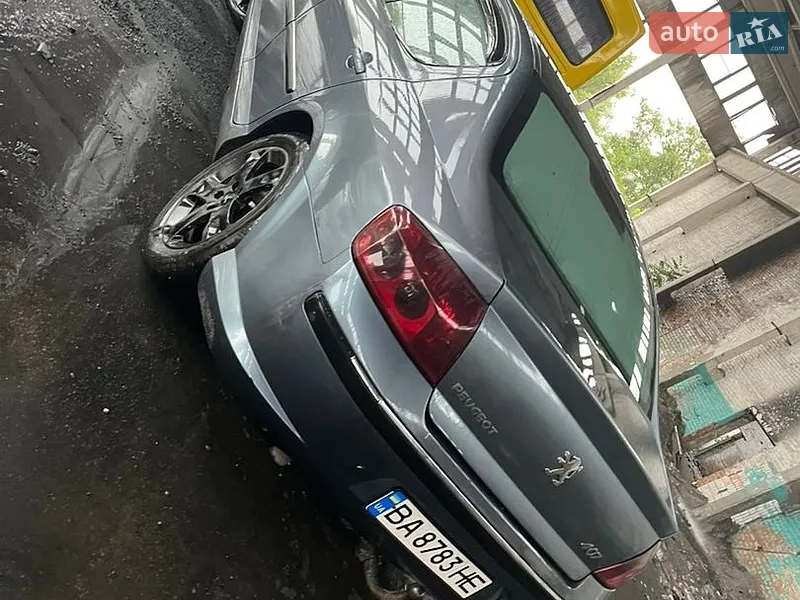 Peugeot 407