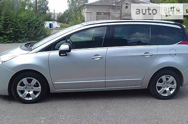 Peugeot 5008 ТОРГ 2011