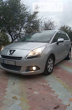 Peugeot 5008  2010