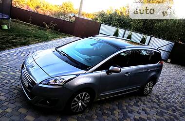 Peugeot 5008  2014