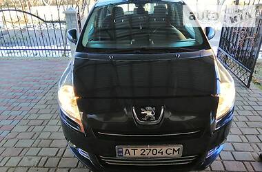 Peugeot 5008  2010