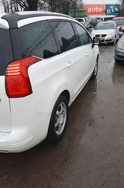 Peugeot 5008 Alure 2010