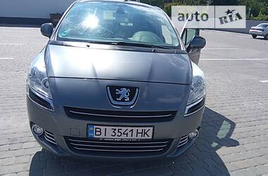 Peugeot 5008  2011