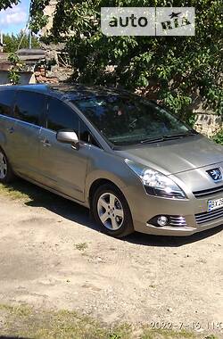 Peugeot 5008  2009