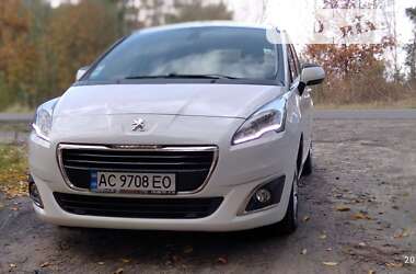 Peugeot 5008  2014