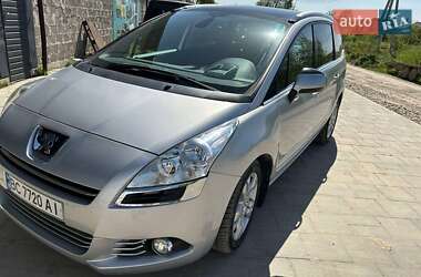 Peugeot 5008 2011
