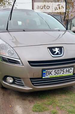 Peugeot 5008 2010