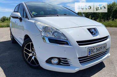 Peugeot 5008  2013