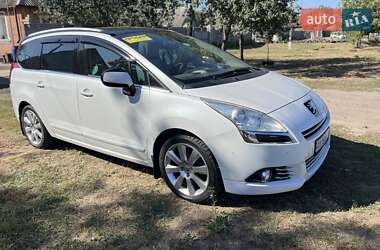 Peugeot 5008  2010