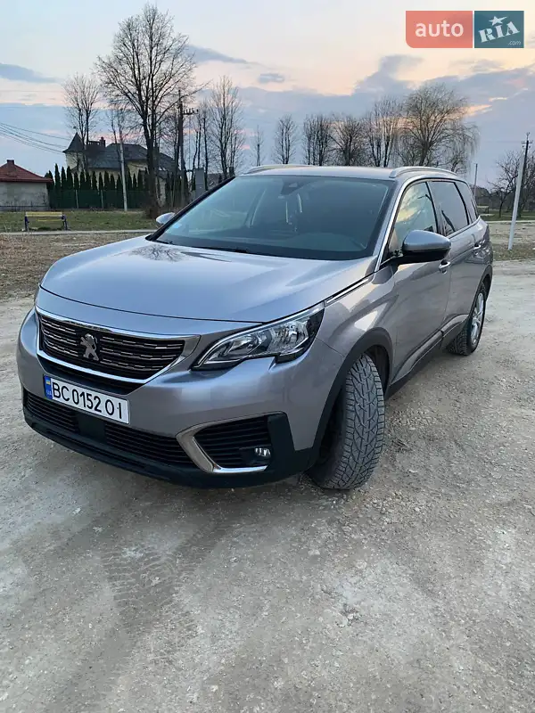 Peugeot 5008 2017