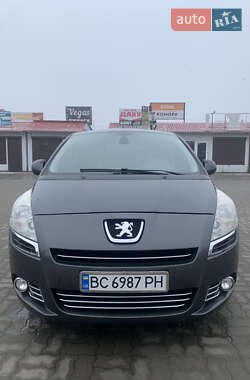 Peugeot 5008 2011