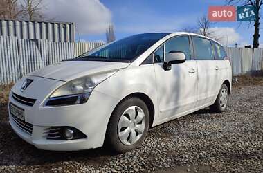 Peugeot 5008 2012