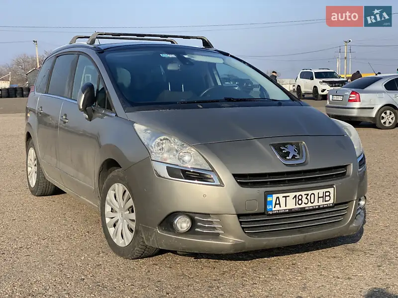 Peugeot 5008