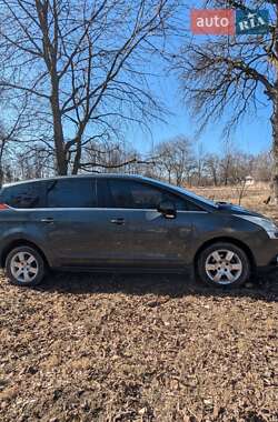 Peugeot 5008  2009