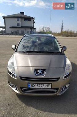 Peugeot 5008  2010