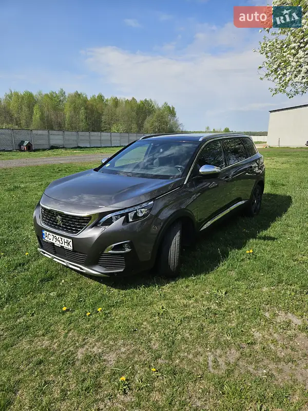 Peugeot 5008 2019