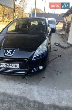 Peugeot 5008  2010
