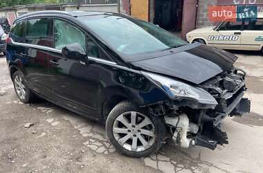 Peugeot 5008  2015