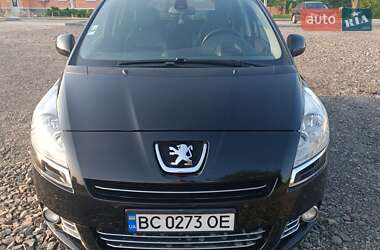 Peugeot 5008  2011