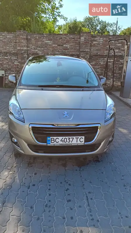 Peugeot 5008