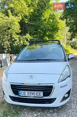 Peugeot 5008  2015