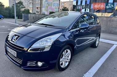 Peugeot 5008  2010