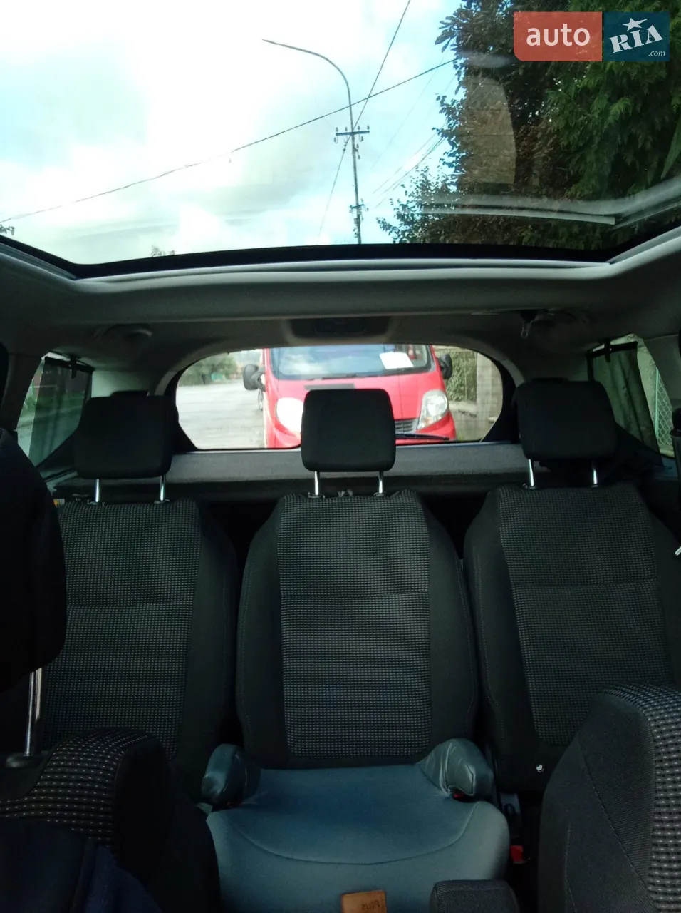 2010 Peugeot 5008 - мініатюра 3